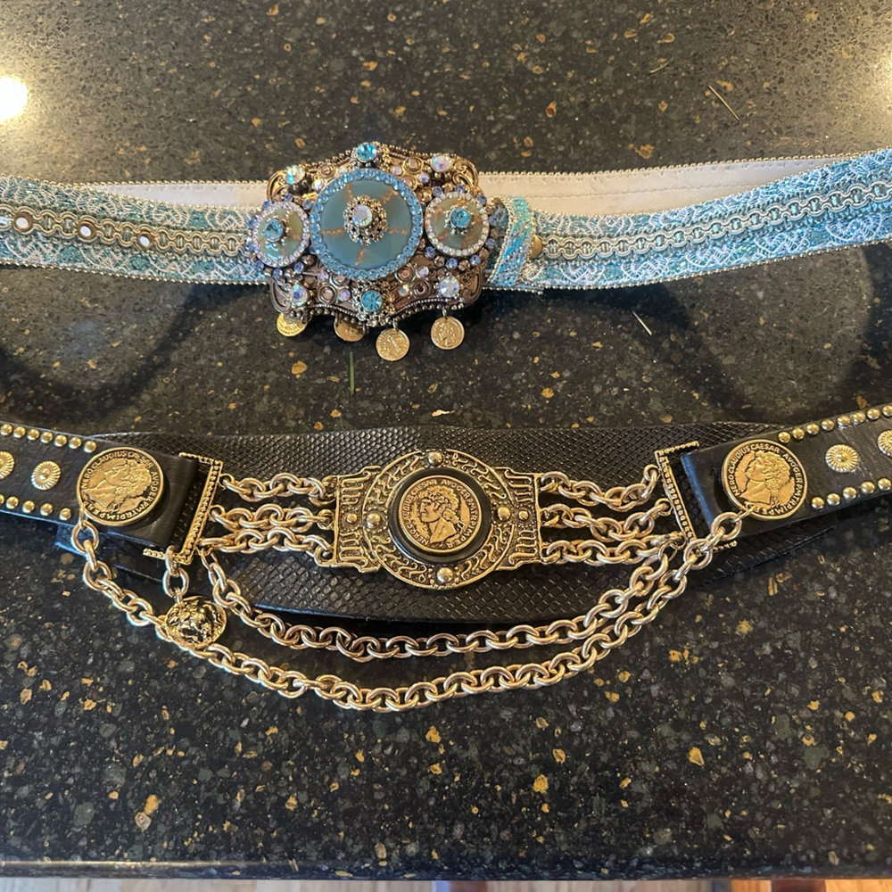 Elegant Black and Gold Chain Belt
